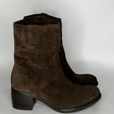 Soft Brown Boots