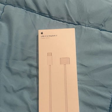 MagSafe 3 Apple MacBook charger