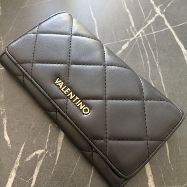  NEU Valentino Wallet