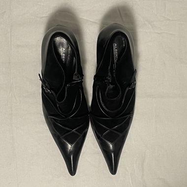 Schwarze spitze High Heels