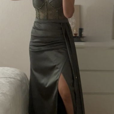 Robe de soirée venue de Turquie taille 40