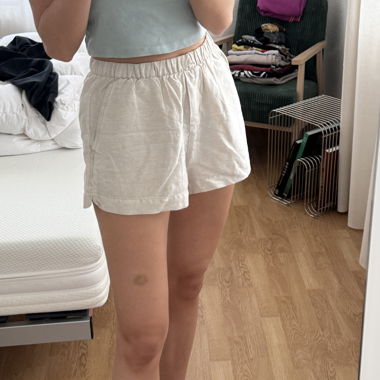 Leinen-Shorts in Creme