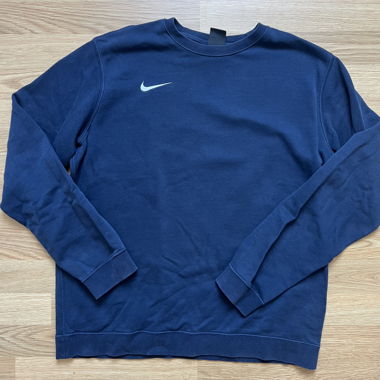 Blauer Nike Sweater