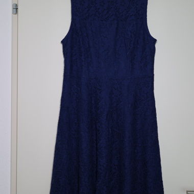 Abito da festa con pizzo