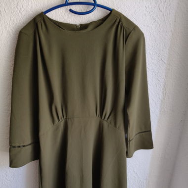 olivgrünes Freizeitkleid