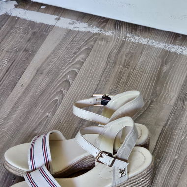 Tommy Sandalen