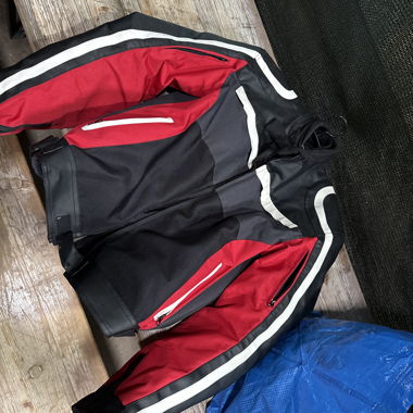 Giacca da moto nero-rosso con giacca interna