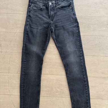 pantaloni neri lunghi