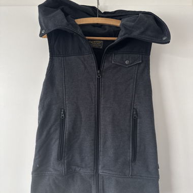 Burton sleeveless hooded vest S