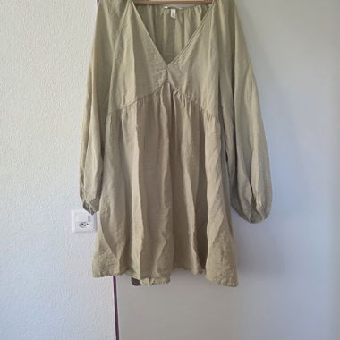 H&M Beige Dress