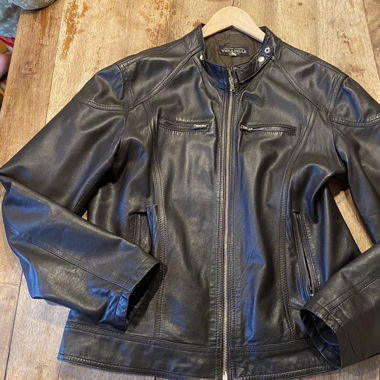 Vera Pelle Real Leather Jacket.