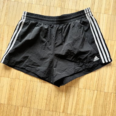 Shorts de sport Adidas noir