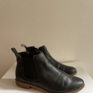 Clanks real leather ankle boot