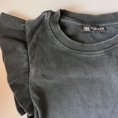 Zara Sweet Summer Top with Ruffles
