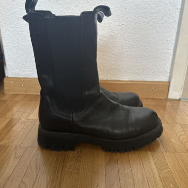 Bottes noires hautes