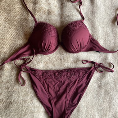 Set bikini bordeaux