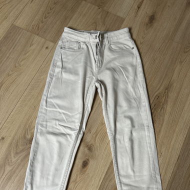 Beige Jeans