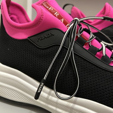 PRADA sneakers nero & neon rosa