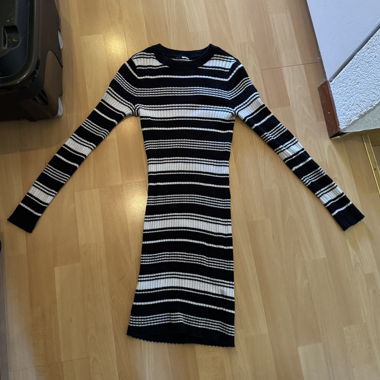 Abito in Maglia a Righe