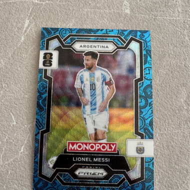 Lionel Messi Panini Prizm Cards