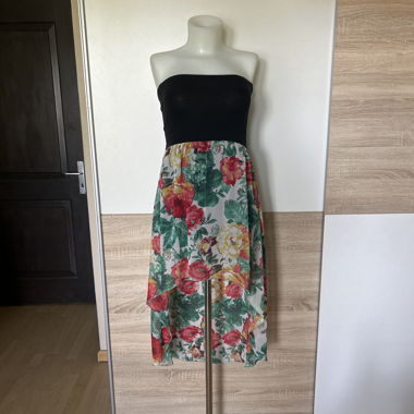 Vestito Estivo con Fiori