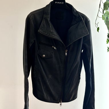 Dunkelblaue Lederjacke