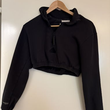 Black Cropped Hoodie