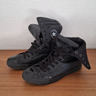 Converse montante cuir