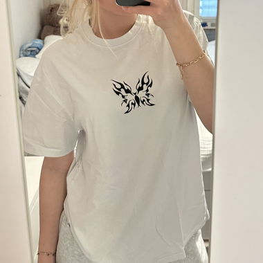 White T-shirt with print