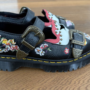 Dr. Martens Mukai Aunt Sally
