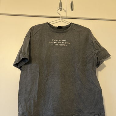 T-Shirt mit Schriftzug 