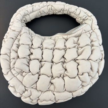 Cos gesteppte Tasche mini (Echtleder)