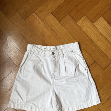 Kurze Jeanshose Mango