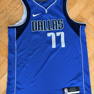Maillot NBA Luka Doncic des Dallas Mavericks Damlas Maverics