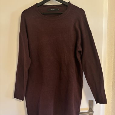 Robe en tricot bordeaux