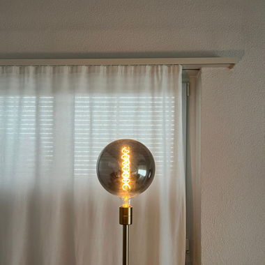 Stehlampe