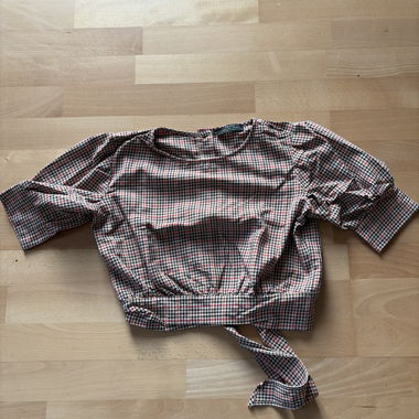 Bershka crop blouse