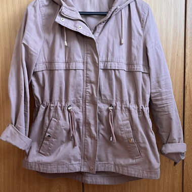 Veste légère à capuche 