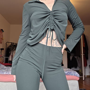 Green Set - top & trousers