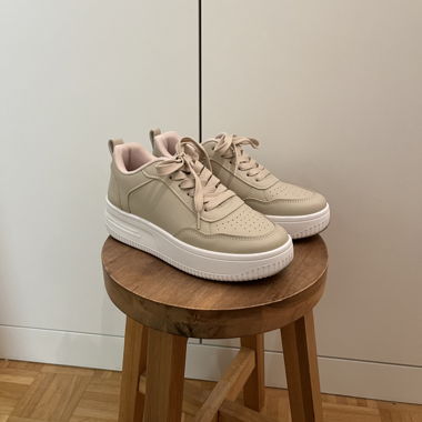 Beige platform sneakers