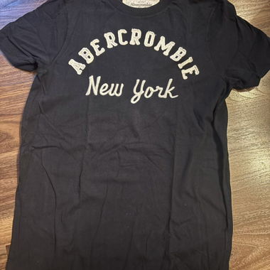 T-shirt Abercrombie Taglia M