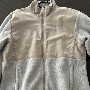 Veste the north face polaire (abîmé) 