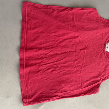 basic red tank top 
