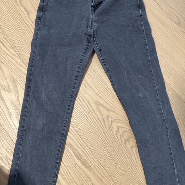 Jean slim gris fonce