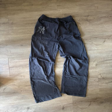 printed sweatpants