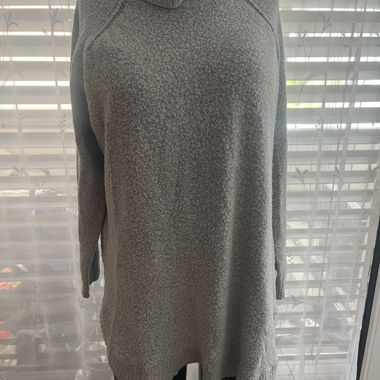 Grey marl knit sweater