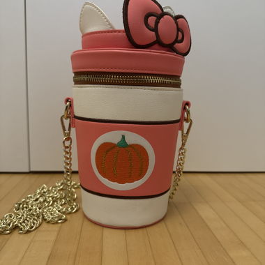 Sanrio Loungefly pumpkinspice crossbody bag