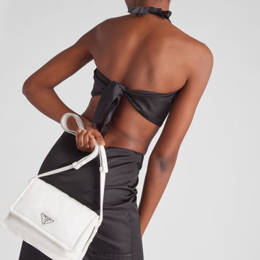 Prada Traveller Crossbody aus Re-Nylon