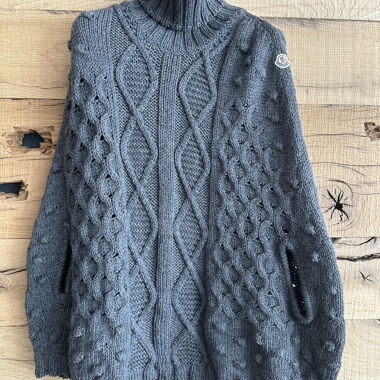 Moncler Poncho
