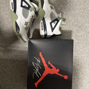 Baskets Air Jordan 4
